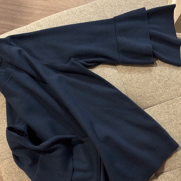 Ann Taylor Navy Tiered Sleeve Sweater - Picture 2 of 2